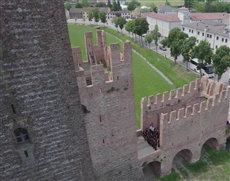 Video: Pueri Cantores del Veneto - Castello e Borgo Montagnana